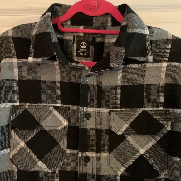 Warm and cozy black plaid shirt - Picture 2 of 6